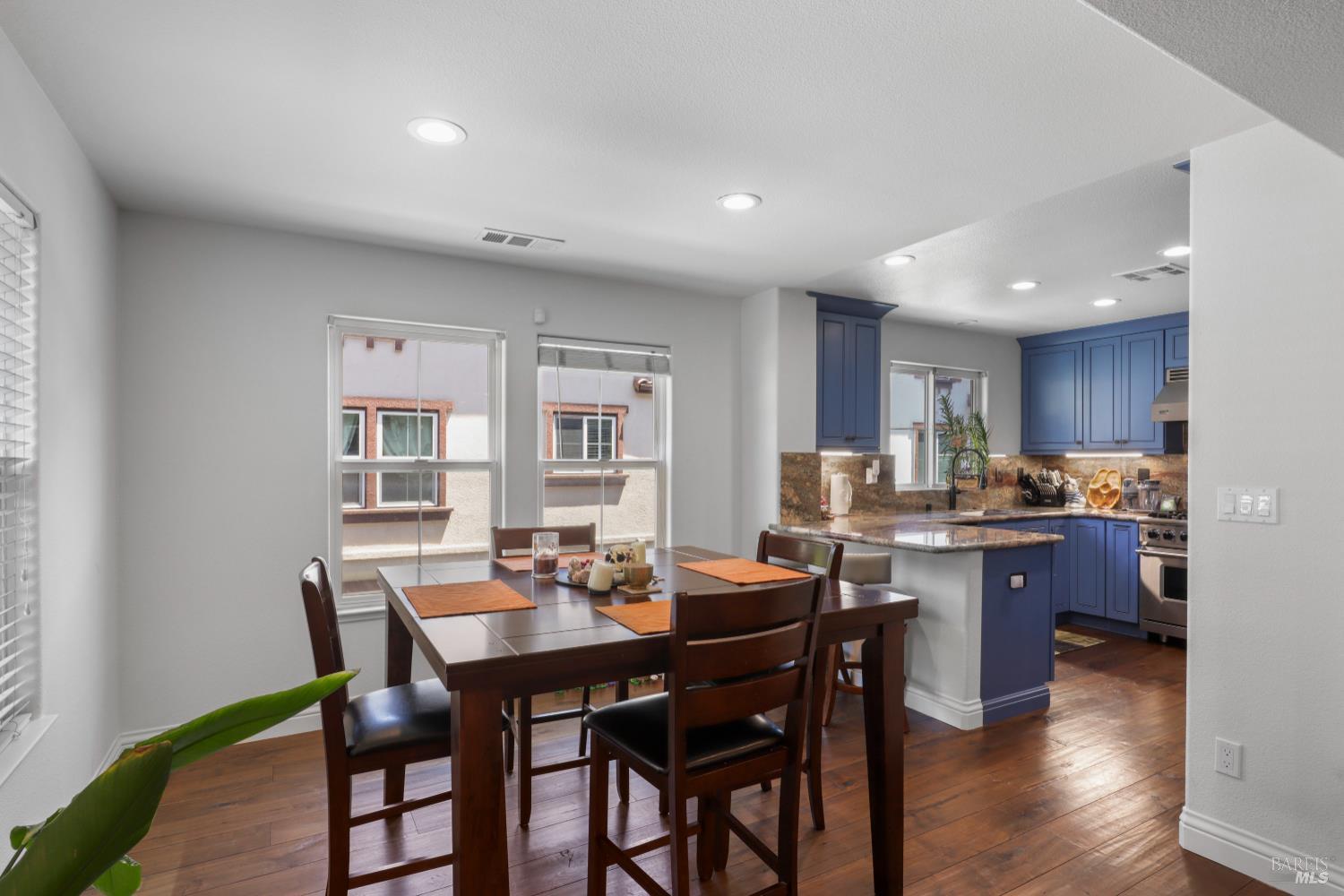 Detail Gallery Image 14 of 34 For 180 San Fernando St, San Pablo,  CA 94806 - 3 Beds | 2/1 Baths
