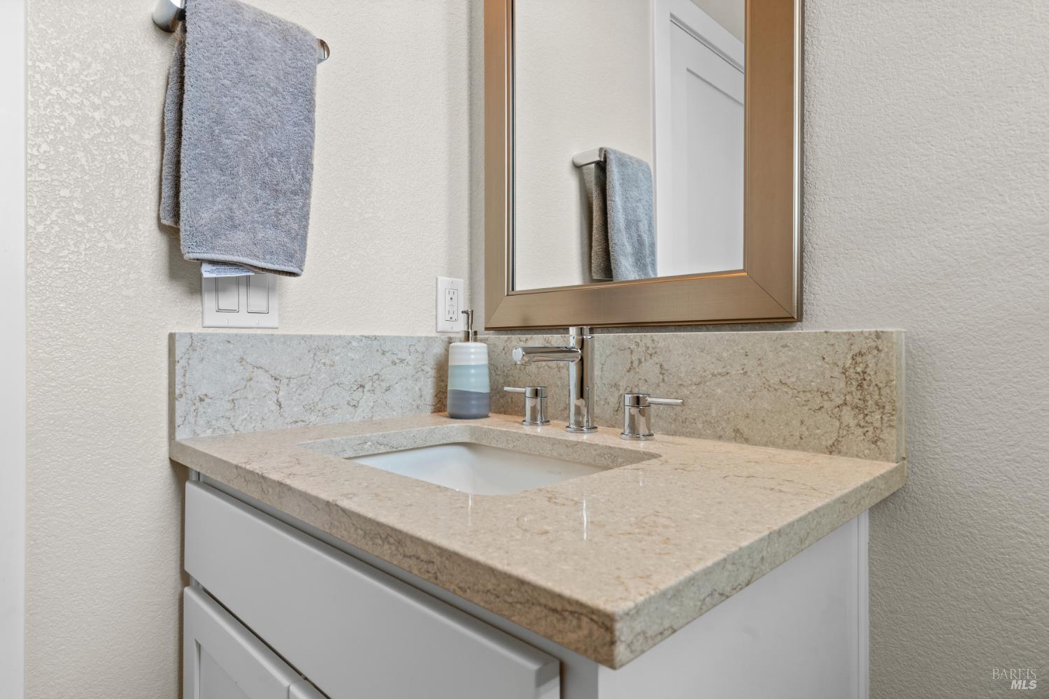 Detail Gallery Image 43 of 62 For 3393 Lake Park Ct, Santa Rosa,  CA 95403 - 5 Beds | 4/1 Baths