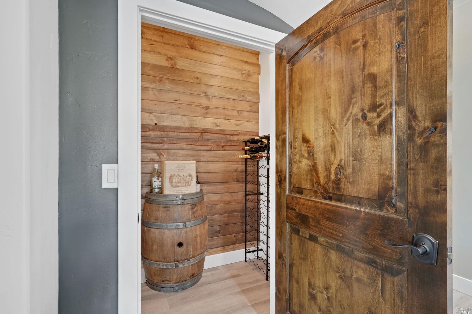 Detail Gallery Image 18 of 45 For 15350 Mustang Ct, Middletown,  CA 95461 - 3 Beds | 2 Baths