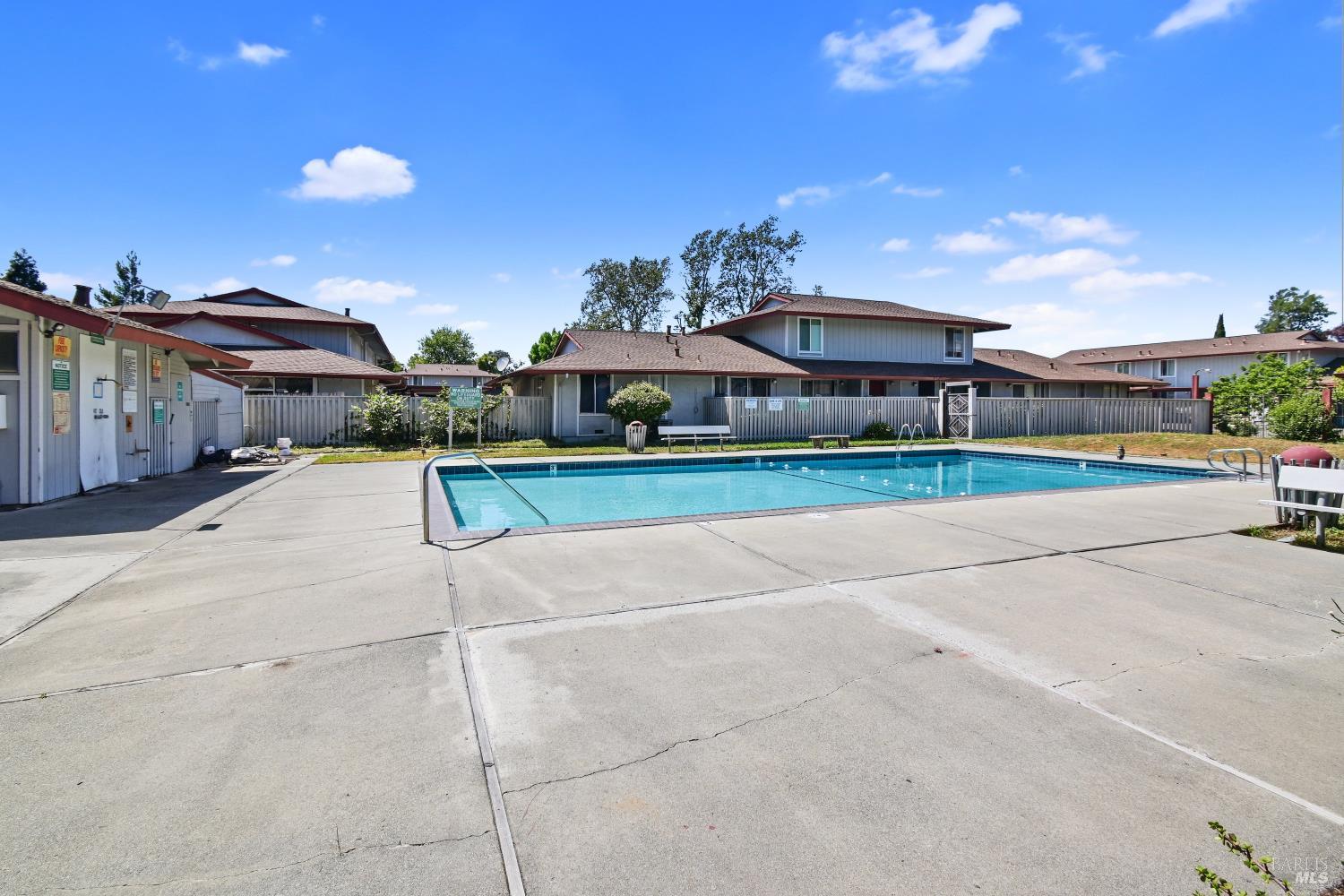 Detail Gallery Image 30 of 32 For 23 Villa Ct, Fairfield,  CA 94533 - 2 Beds | 1/1 Baths