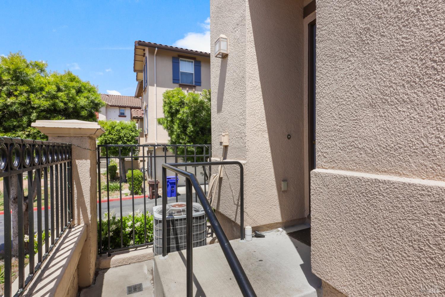 Detail Gallery Image 31 of 34 For 180 San Fernando St, San Pablo,  CA 94806 - 3 Beds | 2/1 Baths