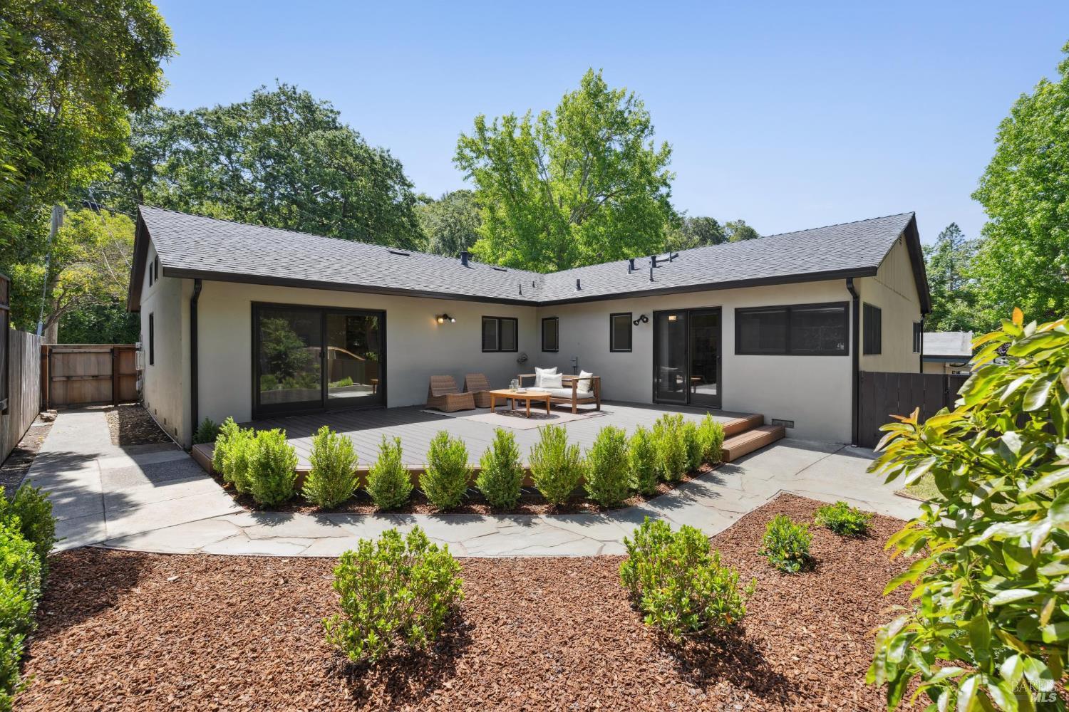 Detail Gallery Image 3 of 46 For 17 San Gabriel Dr, Fairfax,  CA 94930 - 4 Beds | 3 Baths