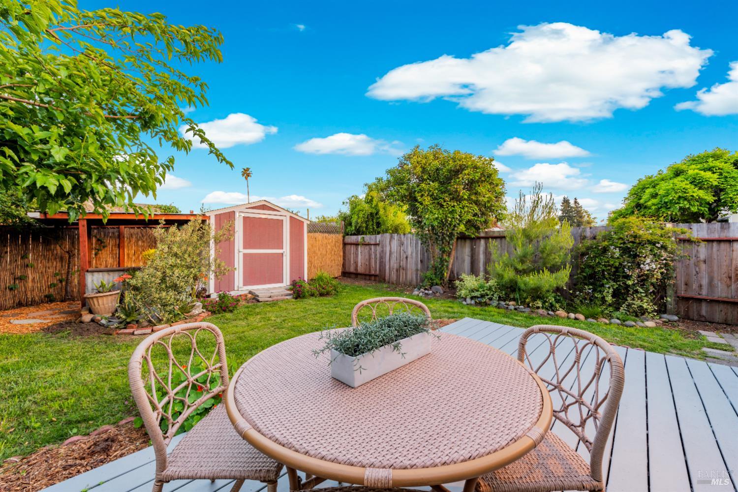 Detail Gallery Image 29 of 35 For 612 Madison St, Petaluma,  CA 94952 - 3 Beds | 2 Baths