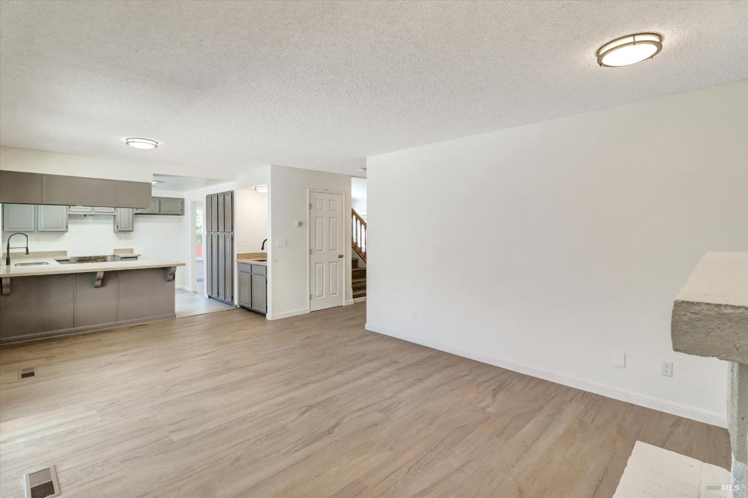 Detail Gallery Image 29 of 29 For 181 Belvedere Ct, Vallejo,  CA 94589 - 4 Beds | 3 Baths