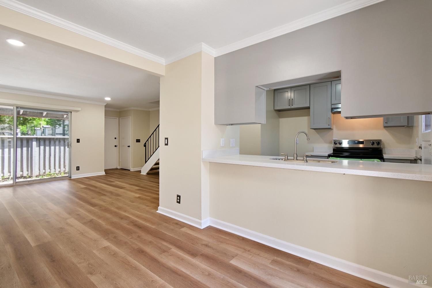 Detail Gallery Image 12 of 32 For 23 Villa Ct, Fairfield,  CA 94533 - 2 Beds | 1/1 Baths