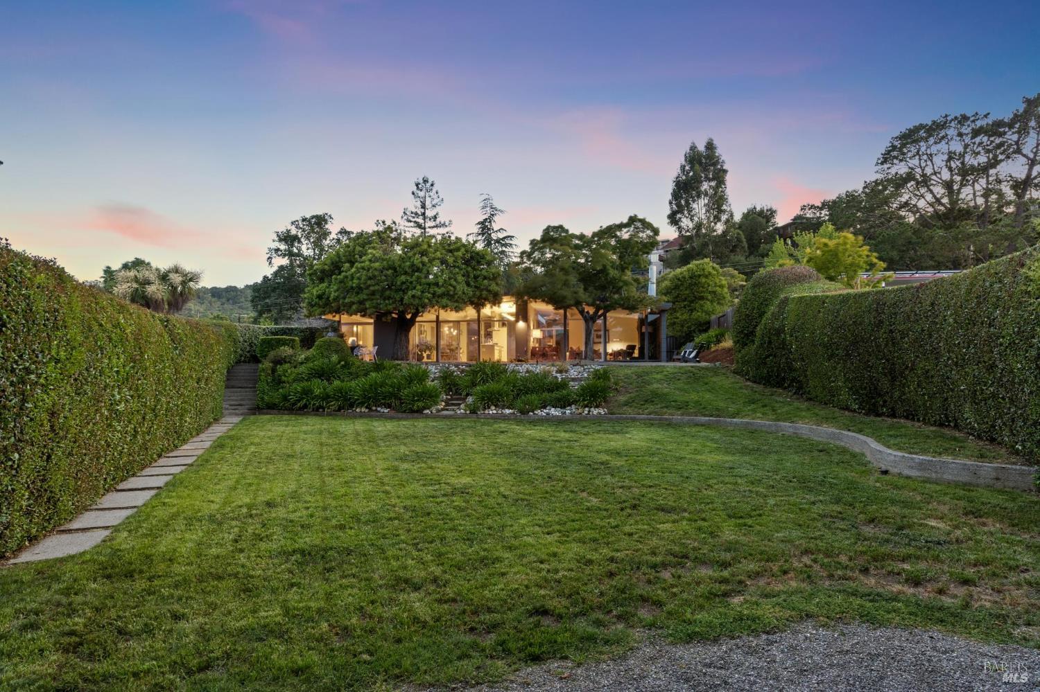 Detail Gallery Image 57 of 57 For 708 Birchwood Ct, San Rafael,  CA 94903 - 5 Beds | 3 Baths