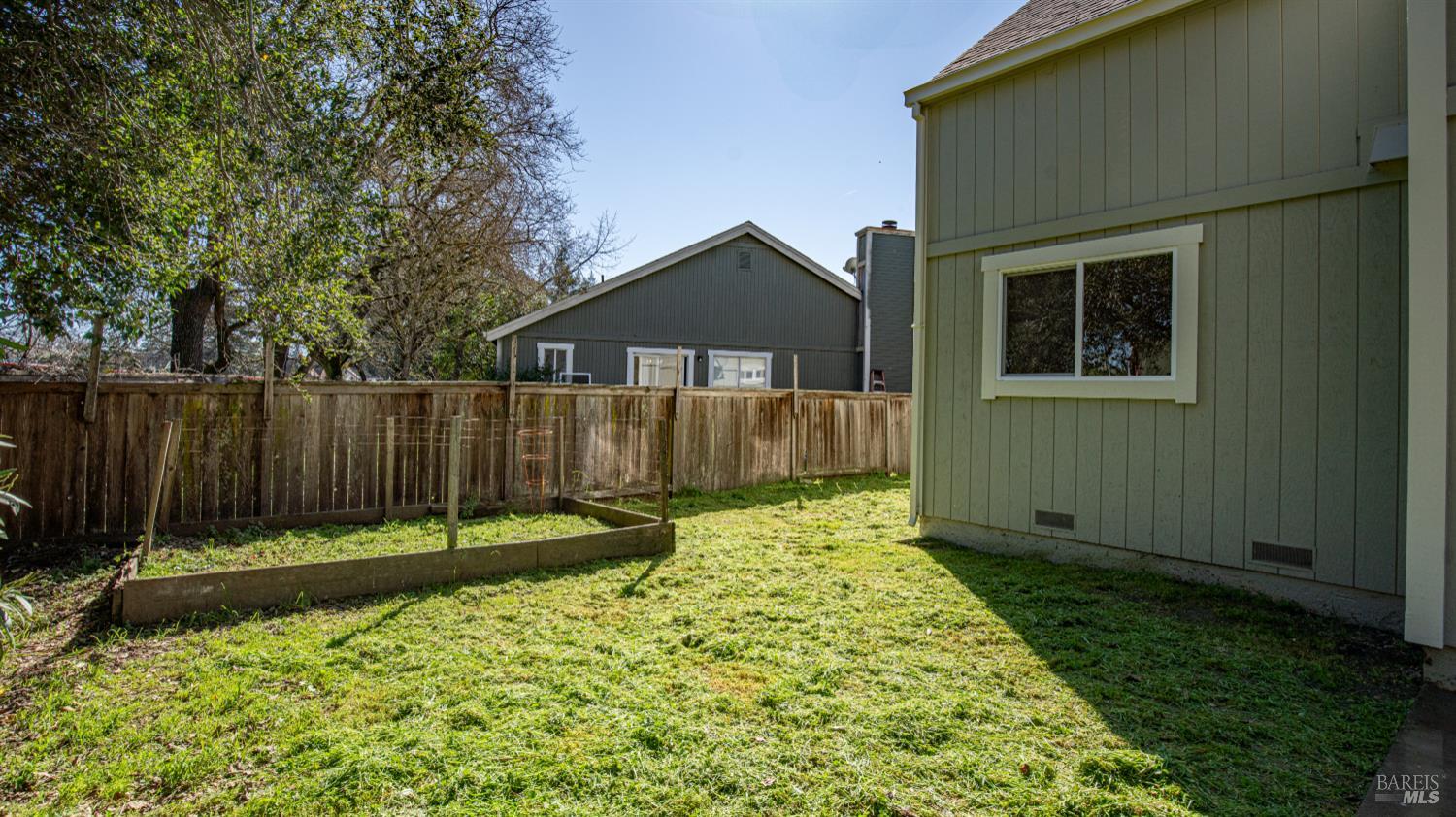 Detail Gallery Image 39 of 41 For 2247 Ironbark Dr, Santa Rosa,  CA 95403 - 3 Beds | 3 Baths