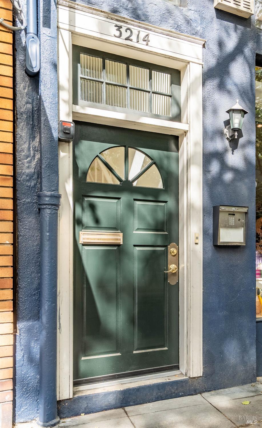 Detail Gallery Image 2 of 35 For 3214 College Ave, Berkeley,  CA 94705 - – Beds | – Baths