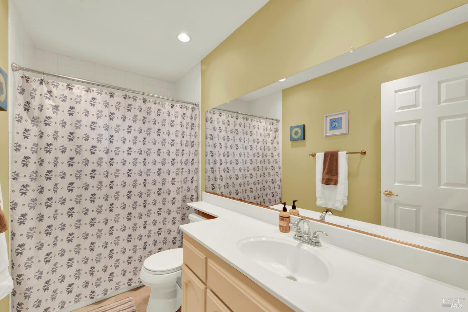 Detail Gallery Image 30 of 46 For 355 Holly Ct, Dixon,  CA 95620 - 3 Beds | 2/1 Baths