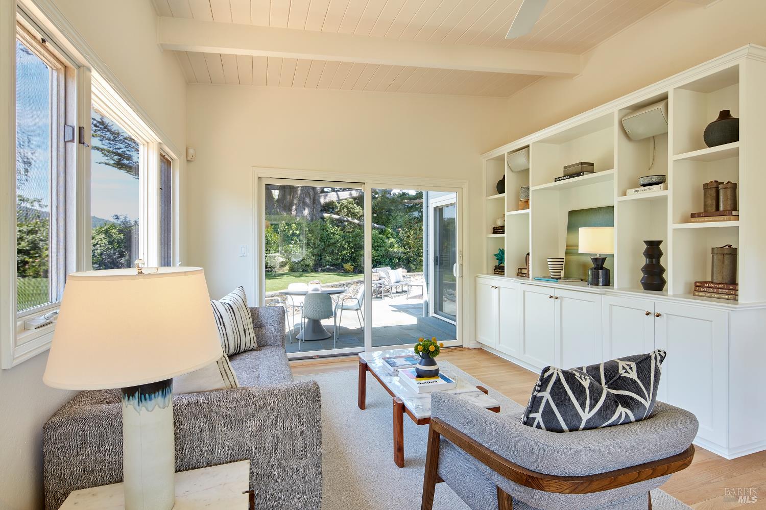 Detail Gallery Image 21 of 42 For 64 Edgewood Ave, Mill Valley,  CA 94941 - 3 Beds | 2 Baths