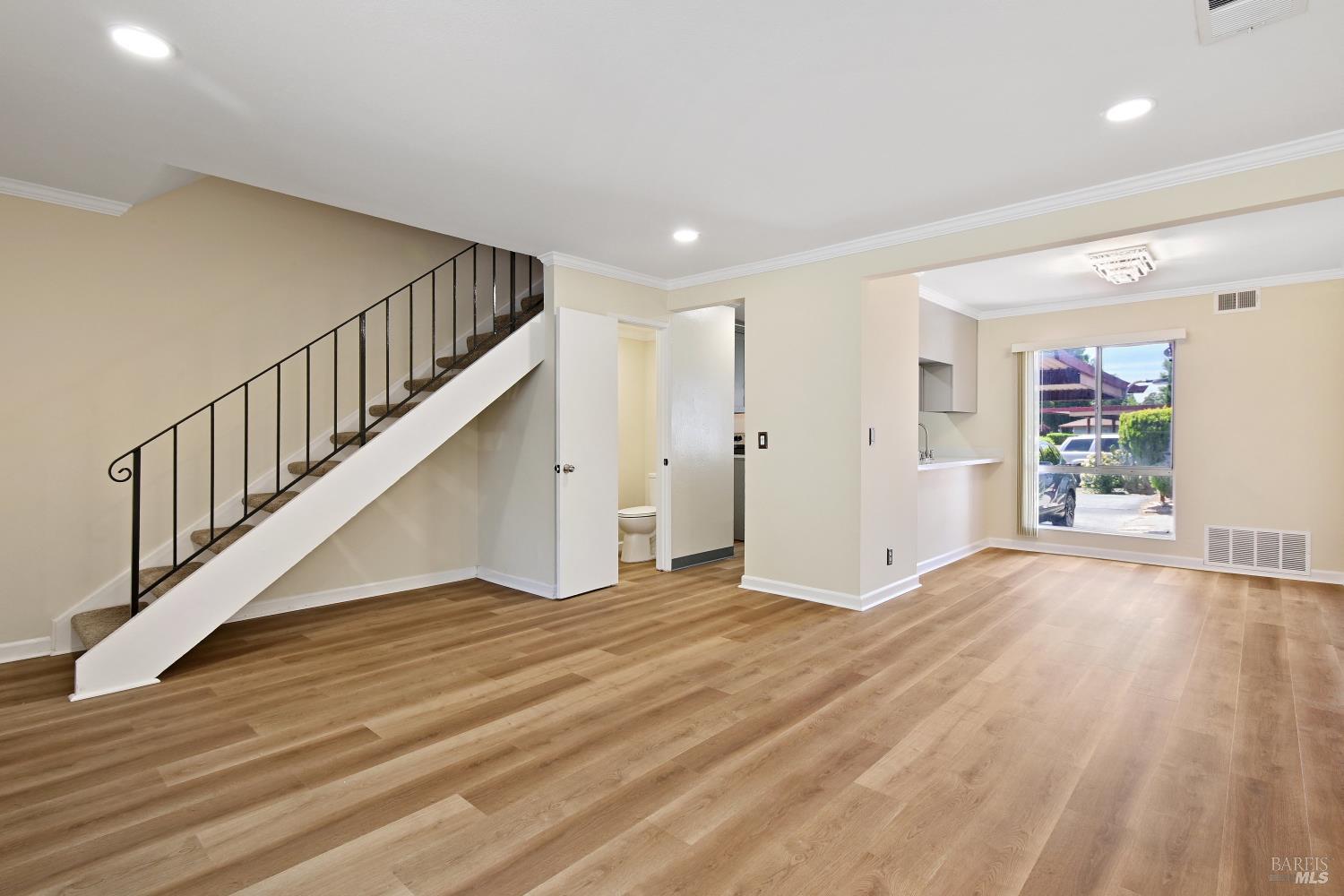 Detail Gallery Image 9 of 32 For 23 Villa Ct, Fairfield,  CA 94533 - 2 Beds | 1/1 Baths