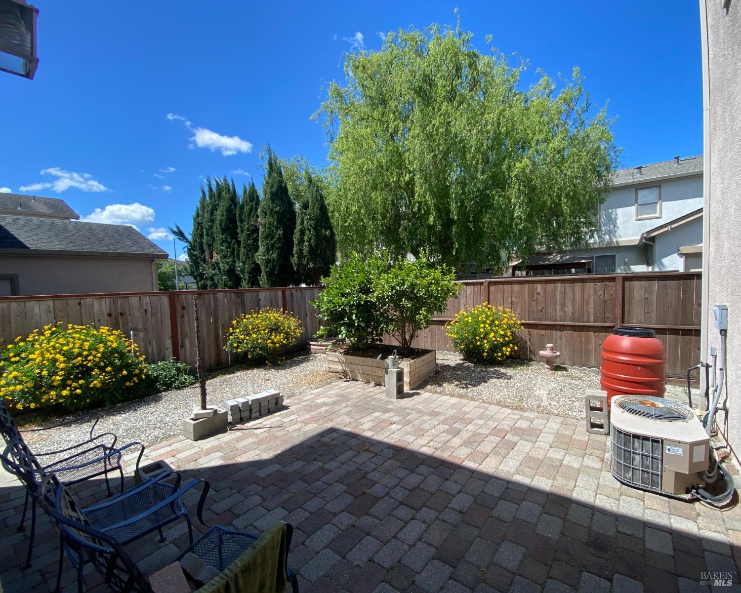 Detail Gallery Image 33 of 43 For 2695 Arbor Grove Ln, Santa Rosa,  CA 95407 - 4 Beds | 2/1 Baths