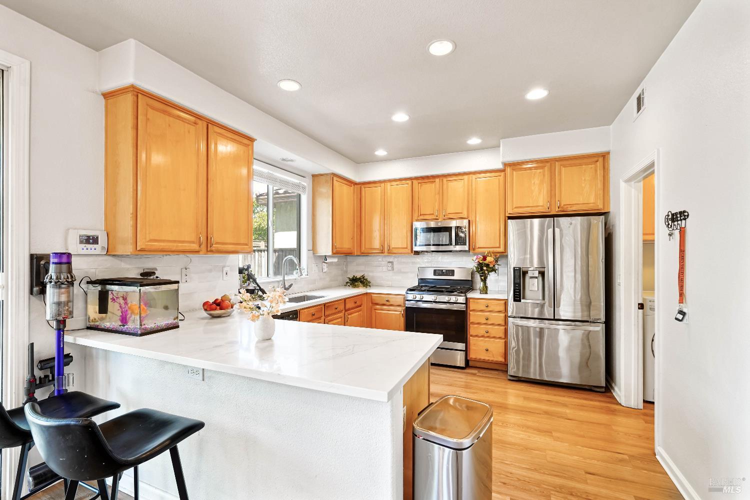 Detail Gallery Image 18 of 58 For 505 Vintage Springs Ct, Fairfield,  CA 94534 - 3 Beds | 2/1 Baths