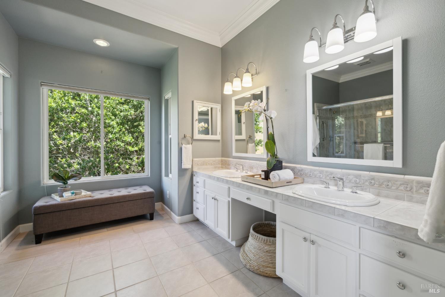 Detail Gallery Image 22 of 37 For 15 Upland Ln, Novato,  CA 94945 - 4 Beds | 3/1 Baths