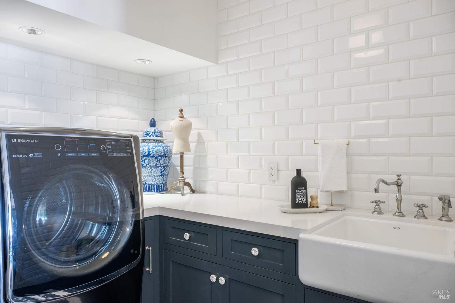 Detail Gallery Image 23 of 33 For 17256 7th St, Sonoma,  CA 95476 - 4 Beds | 3/2 Baths
