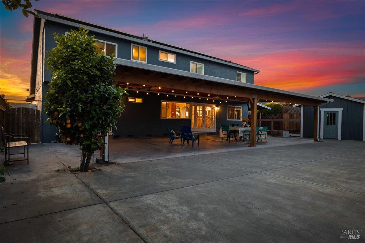 Detail Gallery Image 58 of 61 For 2044 Willow Dr, Petaluma,  CA 94954 - 4 Beds | 3 Baths