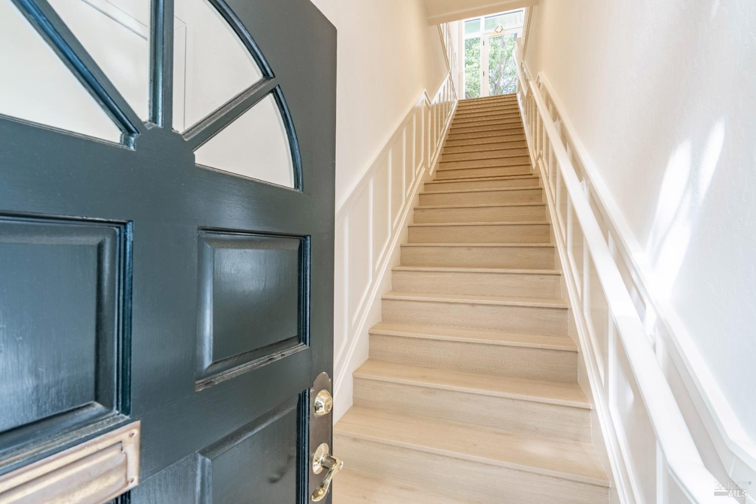 Detail Gallery Image 3 of 35 For 3214 College Ave, Berkeley,  CA 94705 - – Beds | – Baths