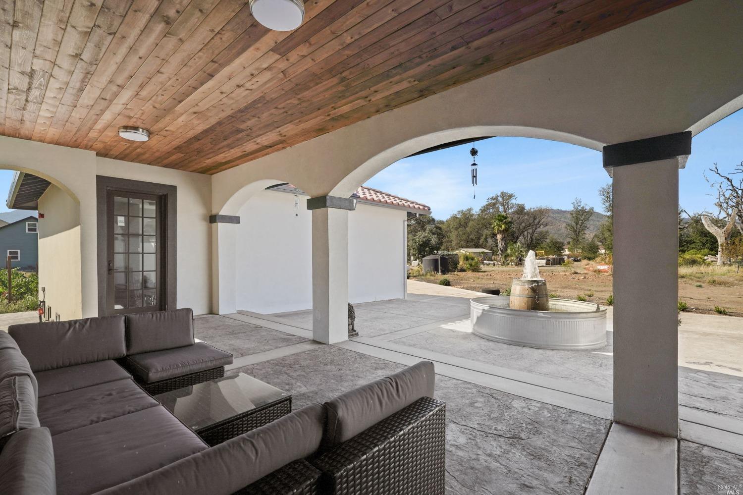 Detail Gallery Image 9 of 45 For 15350 Mustang Ct, Middletown,  CA 95461 - 3 Beds | 2 Baths