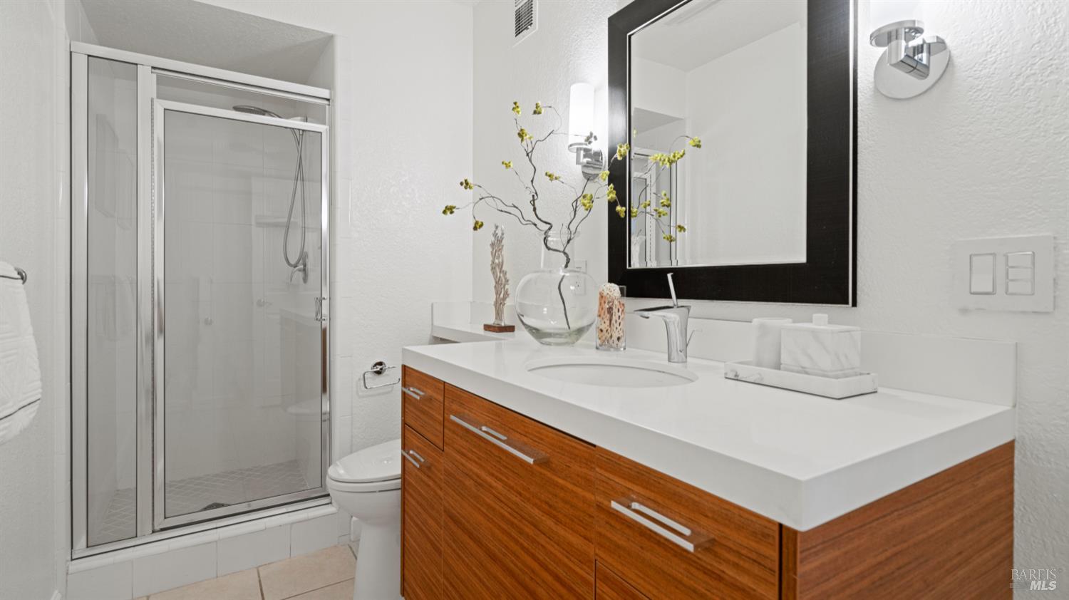 Detail Gallery Image 25 of 57 For 1205 Cuernavaca Circulo Unkn, Mountain View,  CA 94040 - 3 Beds | 3 Baths