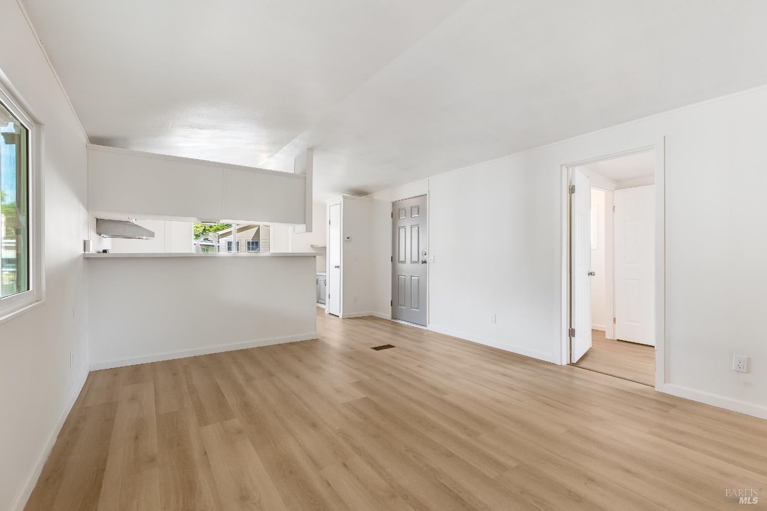 Detail Gallery Image 11 of 46 For 56 the Trees Dr, Concord,  CA 94518 - 2 Beds | 2 Baths