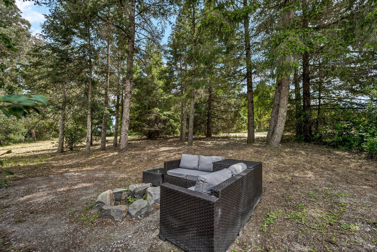 Detail Gallery Image 56 of 66 For 1466 Cooper Rd, Sebastopol,  CA 95472 - 6 Beds | 5/1 Baths