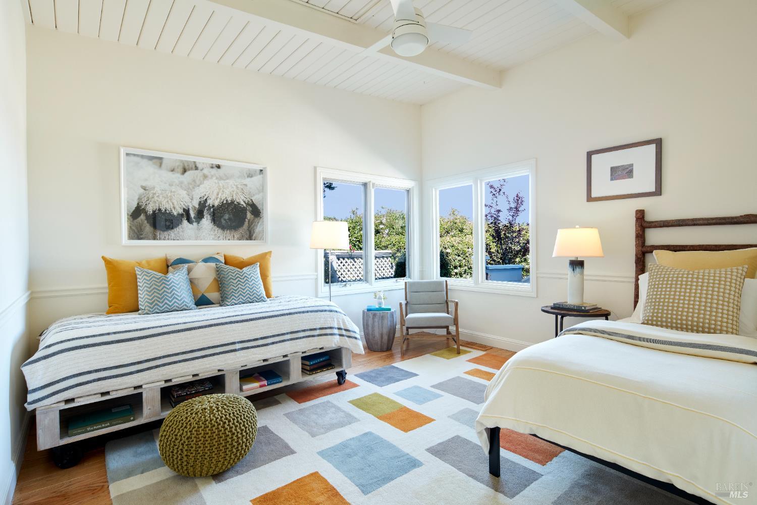 Detail Gallery Image 36 of 42 For 64 Edgewood Ave, Mill Valley,  CA 94941 - 3 Beds | 2 Baths
