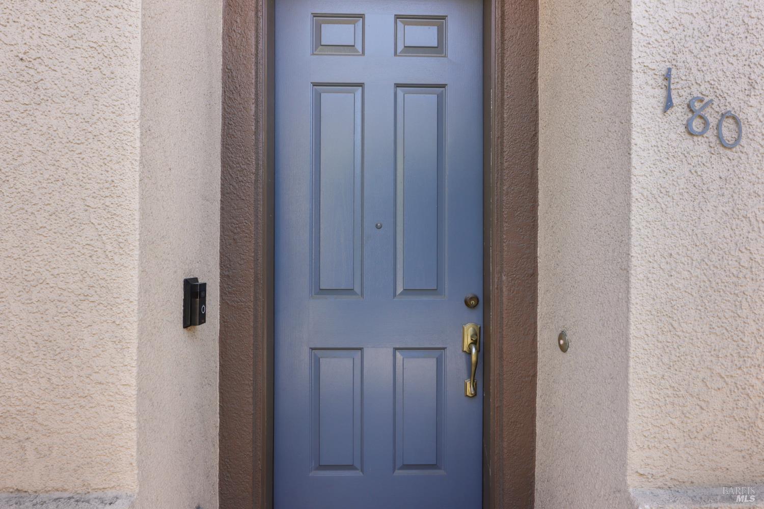 Detail Gallery Image 2 of 34 For 180 San Fernando St, San Pablo,  CA 94806 - 3 Beds | 2/1 Baths