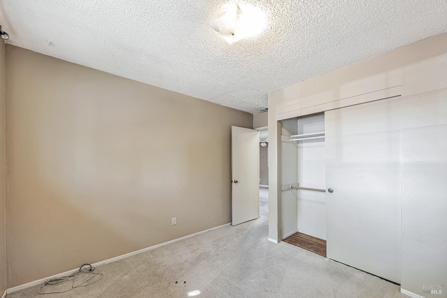 Detail Gallery Image 18 of 44 For 2711 Iroquois St, Santa Rosa,  CA 95403 - 3 Beds | 2 Baths