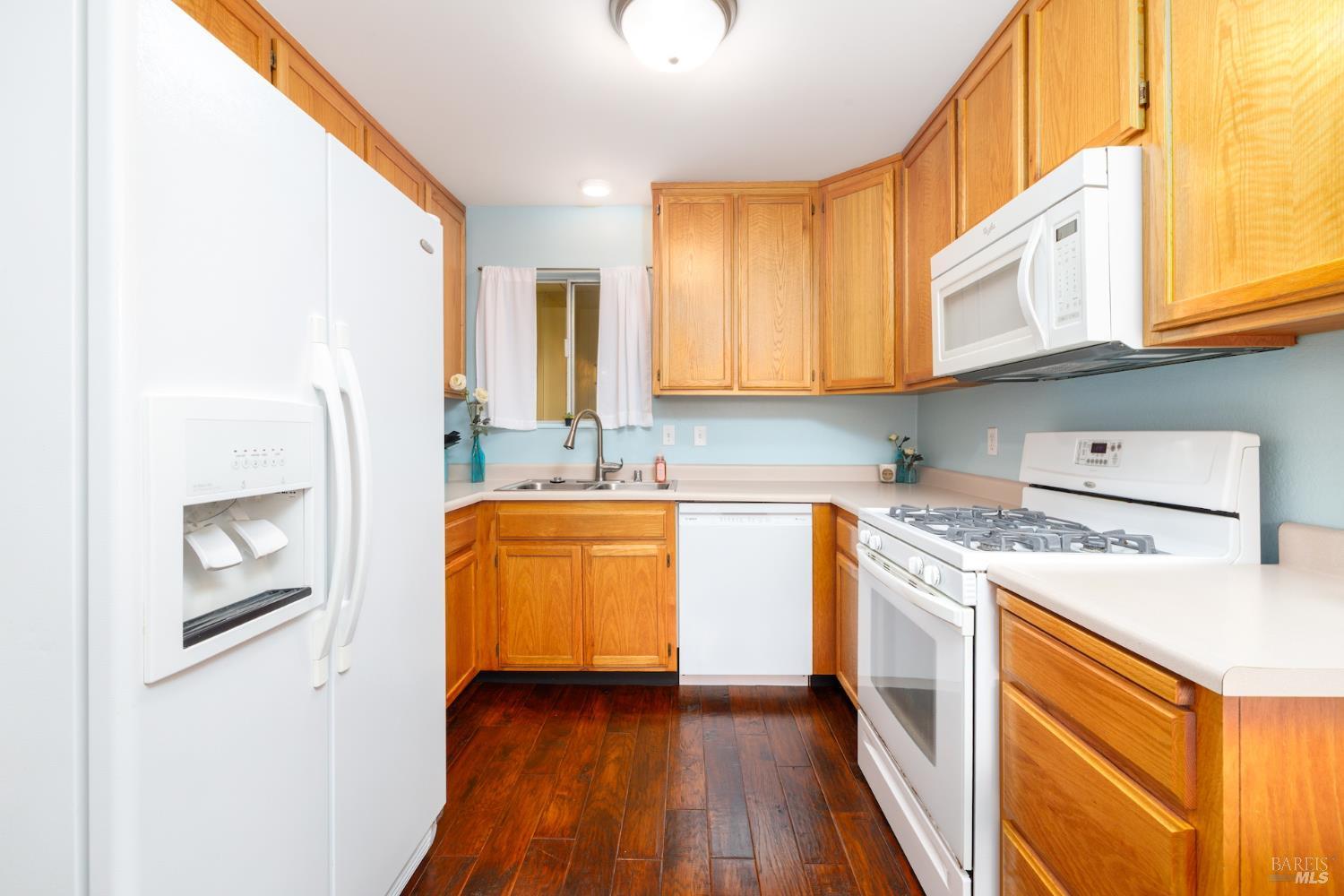 Detail Gallery Image 10 of 18 For 4986 Parkhurst Dr, Santa Rosa,  CA 95409 - 4 Beds | 2 Baths
