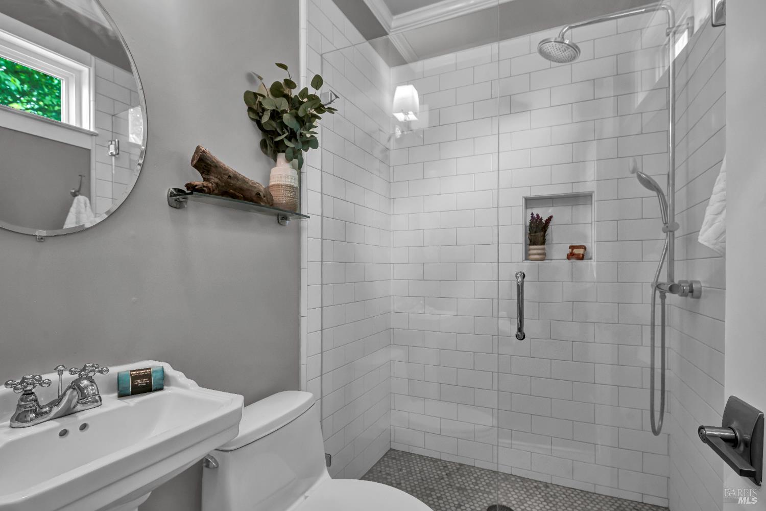 Detail Gallery Image 32 of 55 For 4748 Prospect Ave, Santa Rosa,  CA 95409 - 5 Beds | 4 Baths