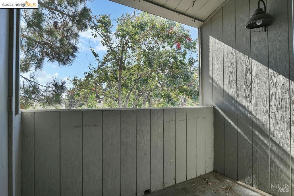 Detail Gallery Image 15 of 17 For 1333 N Camino Alto Unkn, Vallejo,  CA 94589 - 2 Beds | 2 Baths