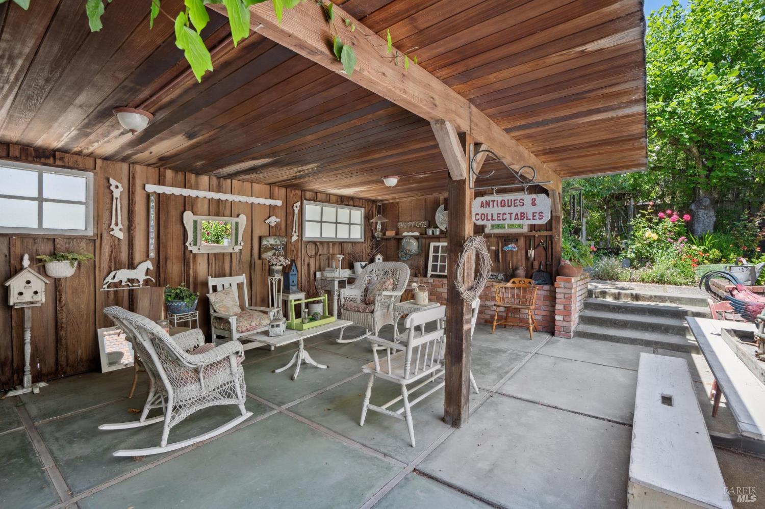 Detail Gallery Image 44 of 75 For 301 Howard St, Petaluma,  CA 94952 - 4 Beds | 3 Baths