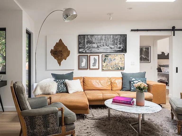Detail Gallery Image 7 of 15 For 11 Maple Ln, San Anselmo,  CA 94960 - 4 Beds | 2 Baths