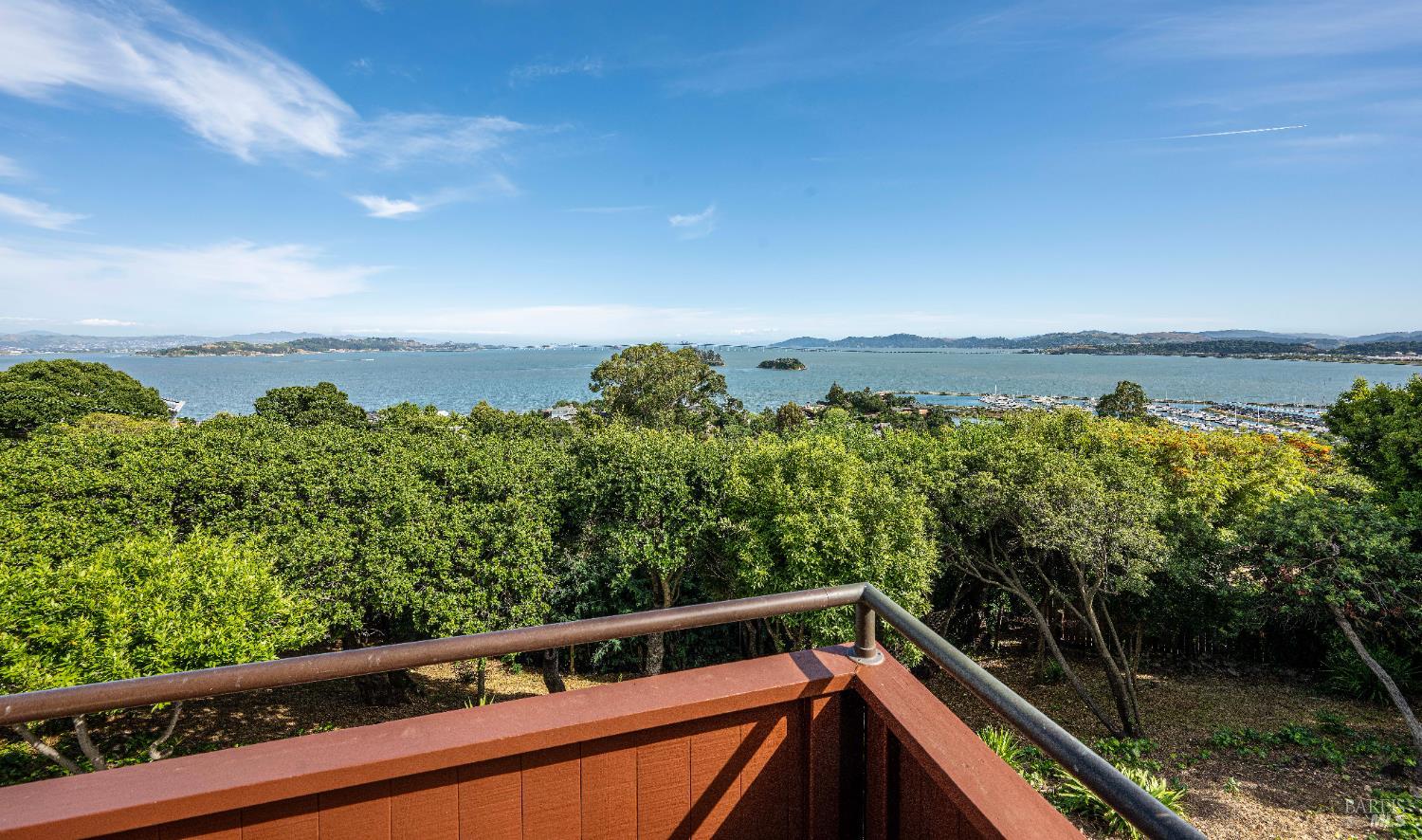 Detail Gallery Image 12 of 83 For 125 Bayview Dr, San Rafael,  CA 94901 - 2 Beds | 3/1 Baths