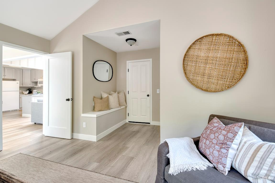 Detail Gallery Image 15 of 48 For 41 Salinas Ave, San Anselmo,  CA 94960 - 3 Beds | 3 Baths