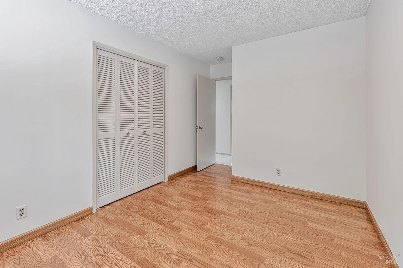 Detail Gallery Image 34 of 53 For 917 West St, Petaluma,  CA 94952 - 4 Beds | 2 Baths