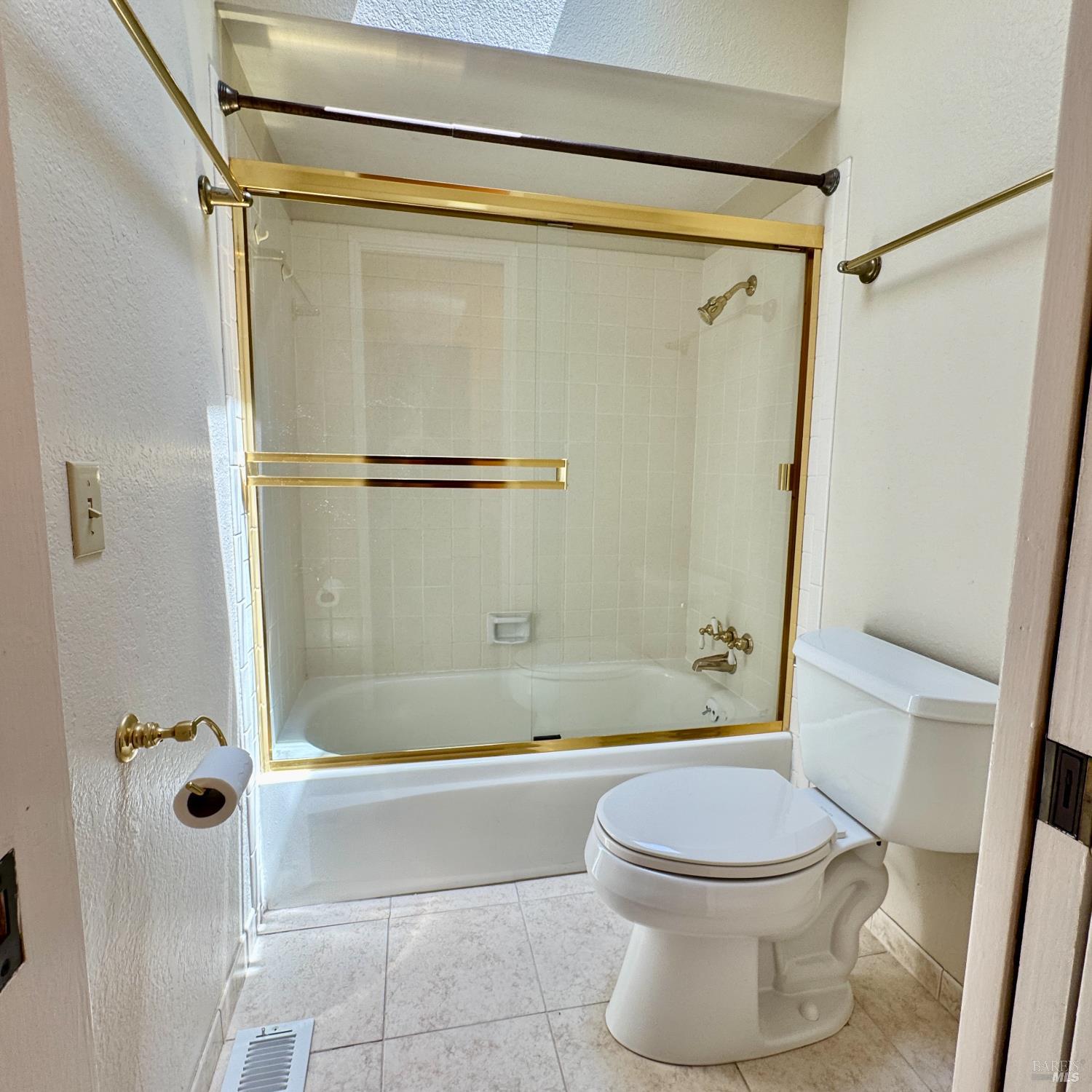Detail Gallery Image 30 of 53 For 3319 David Dr, Napa,  CA 94558 - 4 Beds | 2 Baths