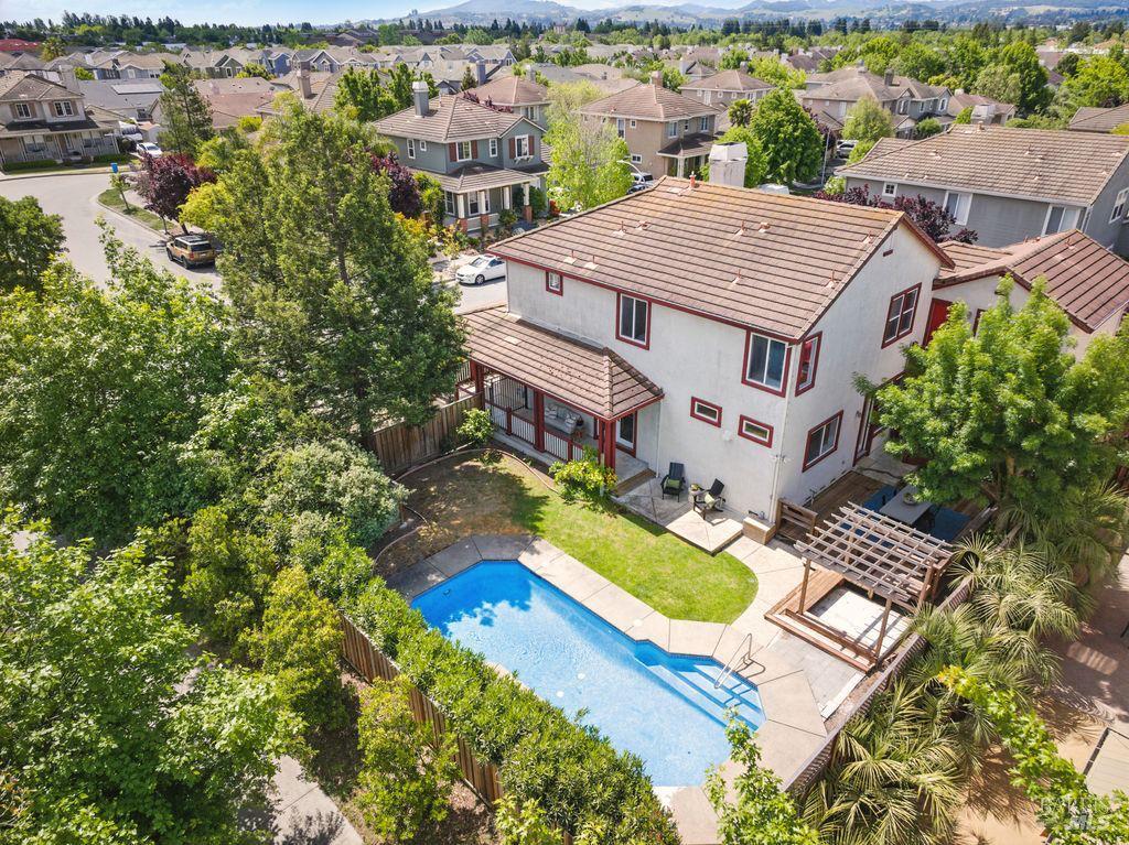 Detail Gallery Image 41 of 41 For 1935 Sestri Ln, Petaluma,  CA 94954 - 4 Beds | 4 Baths