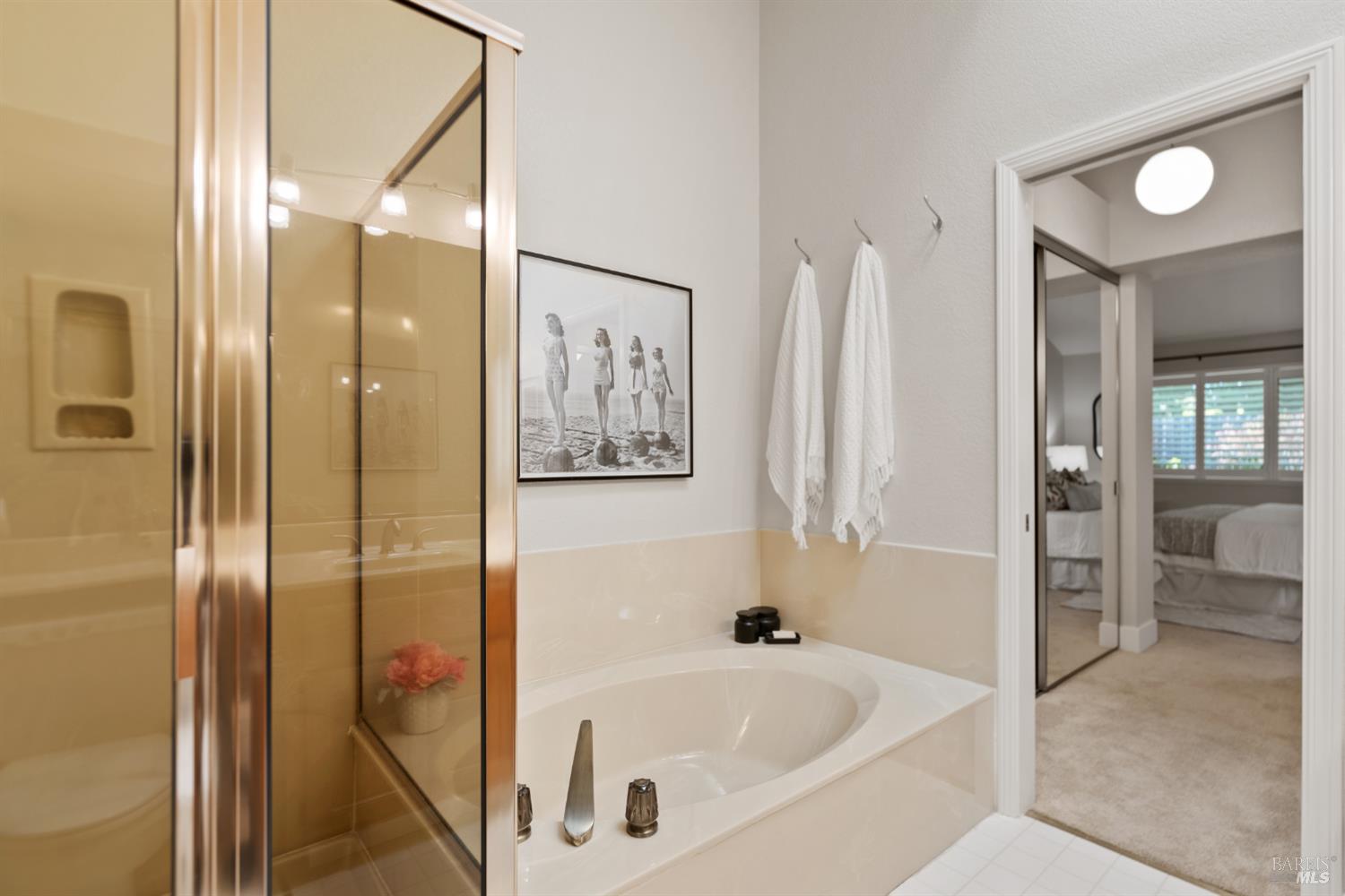Detail Gallery Image 26 of 48 For 175 Saint James Dr, Sonoma,  CA 95476 - 2 Beds | 2 Baths