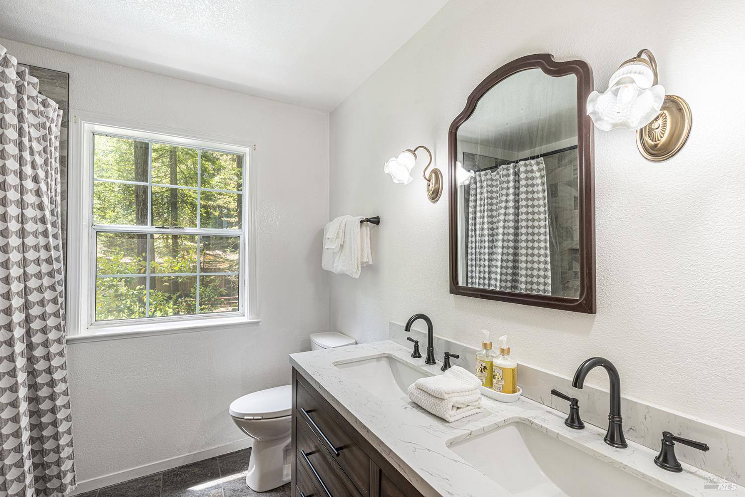 Detail Gallery Image 30 of 33 For 19369 Hidden Valley Rd, Guerneville,  CA 95446 - 3 Beds | 2 Baths