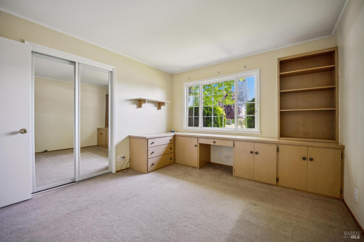 Detail Gallery Image 13 of 16 For 120 Meriam Dr, San Rafael,  CA 94903 - 3 Beds | 2/1 Baths