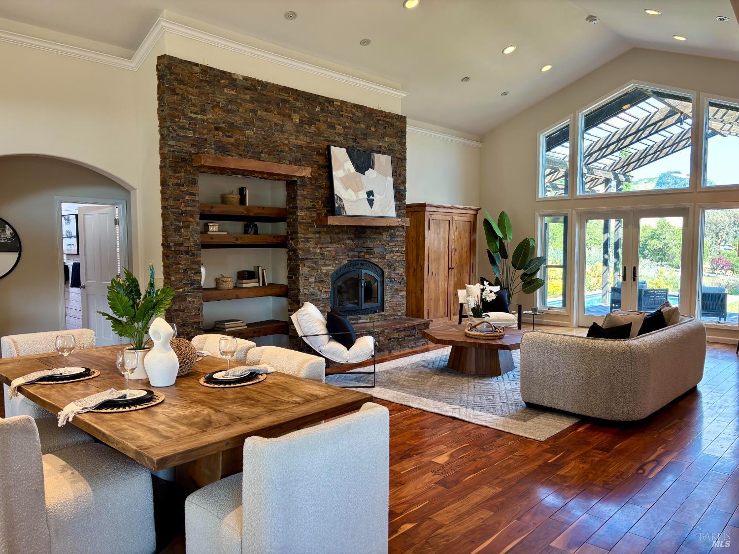 Detail Gallery Image 7 of 51 For 3979 Rolling Oaks Rd, Santa Rosa,  CA 95404 - 3 Beds | 3 Baths