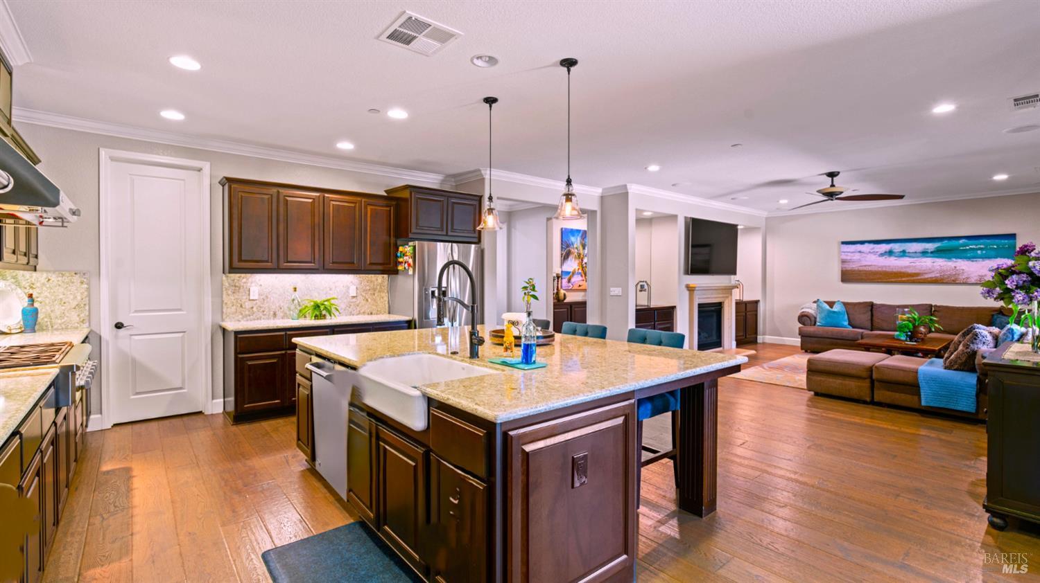 Detail Gallery Image 17 of 99 For 5049 Turnbridge Ct, Vacaville,  CA 95687 - 4 Beds | 3 Baths