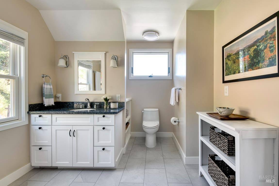 Detail Gallery Image 22 of 48 For 41 Salinas Ave, San Anselmo,  CA 94960 - 3 Beds | 3 Baths