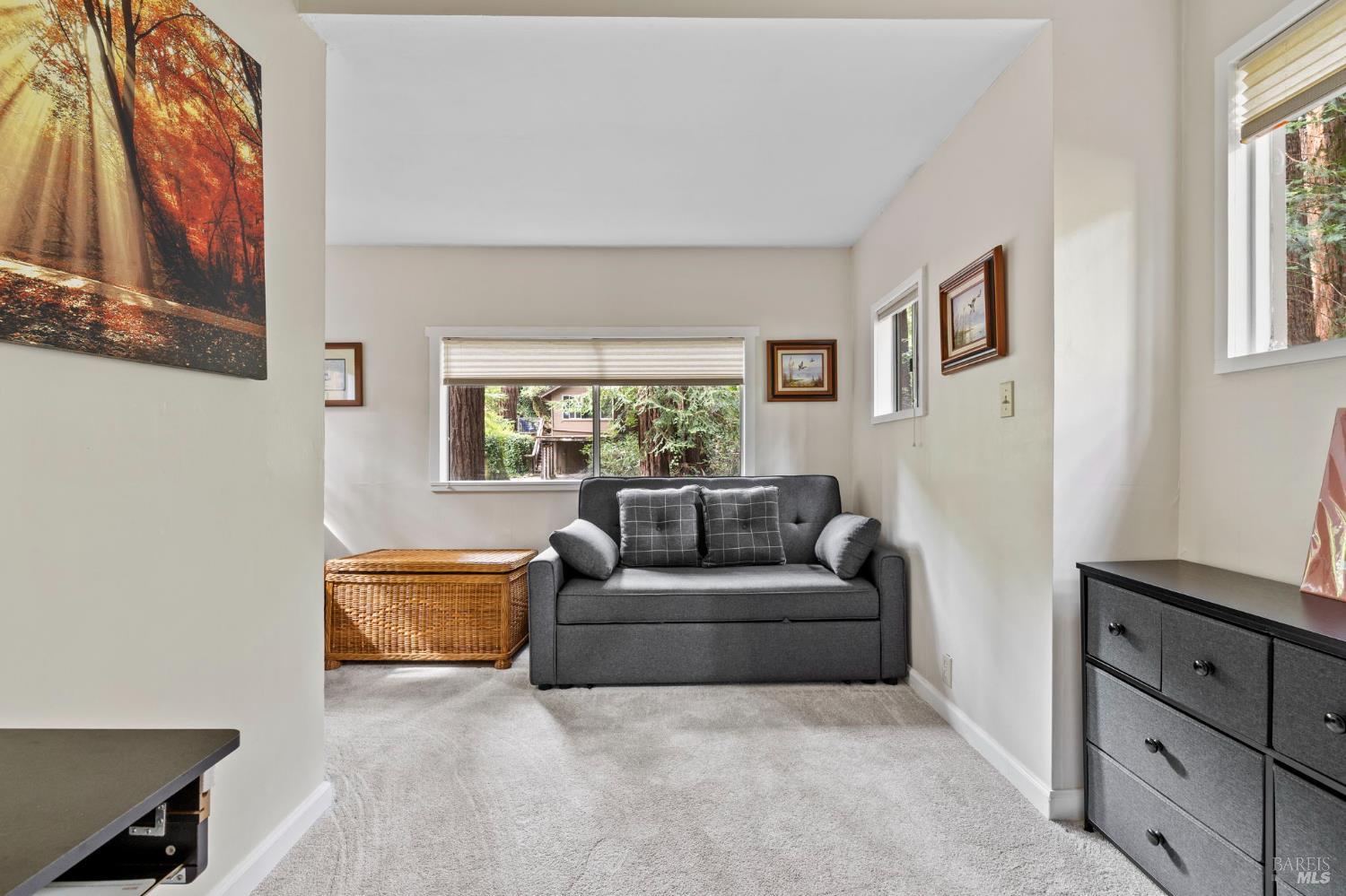 Detail Gallery Image 11 of 89 For 18 Wildwood Ln, Cazadero,  CA 95421 - 4 Beds | 3 Baths