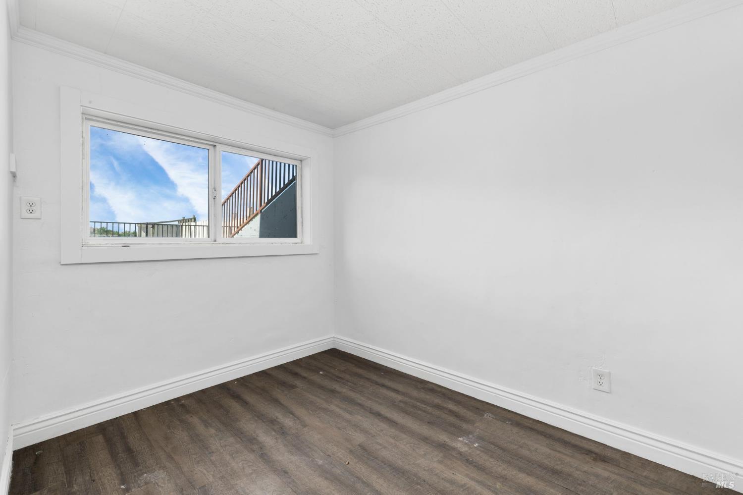 Detail Gallery Image 26 of 61 For 4335 Bodega Ave, Petaluma,  CA 95942 - 4 Beds | 3/1 Baths
