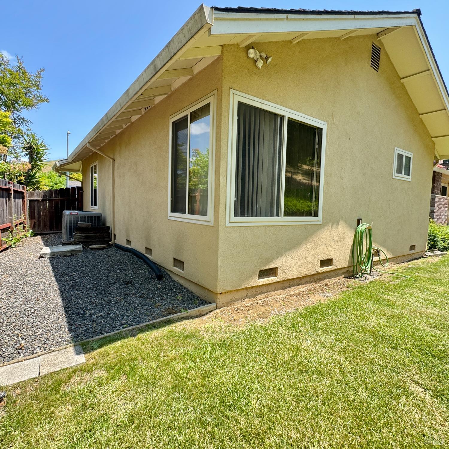 Detail Gallery Image 36 of 53 For 3319 David Dr, Napa,  CA 94558 - 4 Beds | 2 Baths