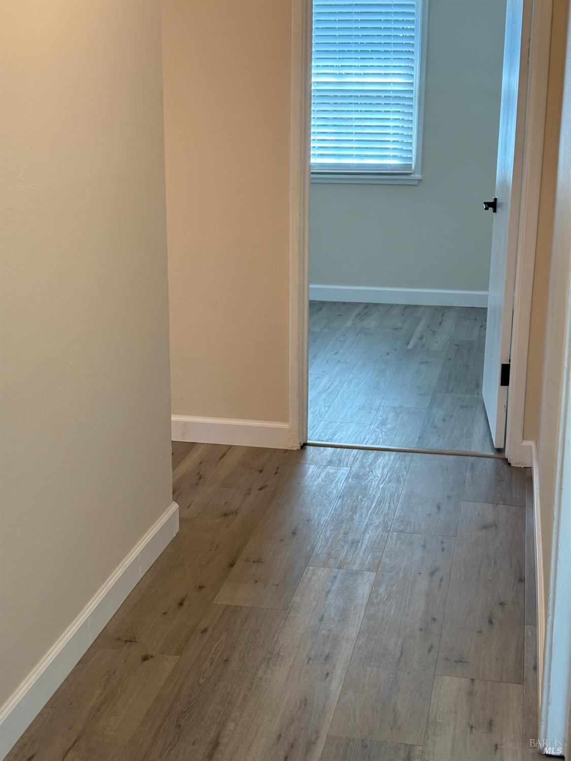 Detail Gallery Image 6 of 20 For 1512 Jefferson St, Fairfield,  CA 94533 - 2 Beds | 1 Baths