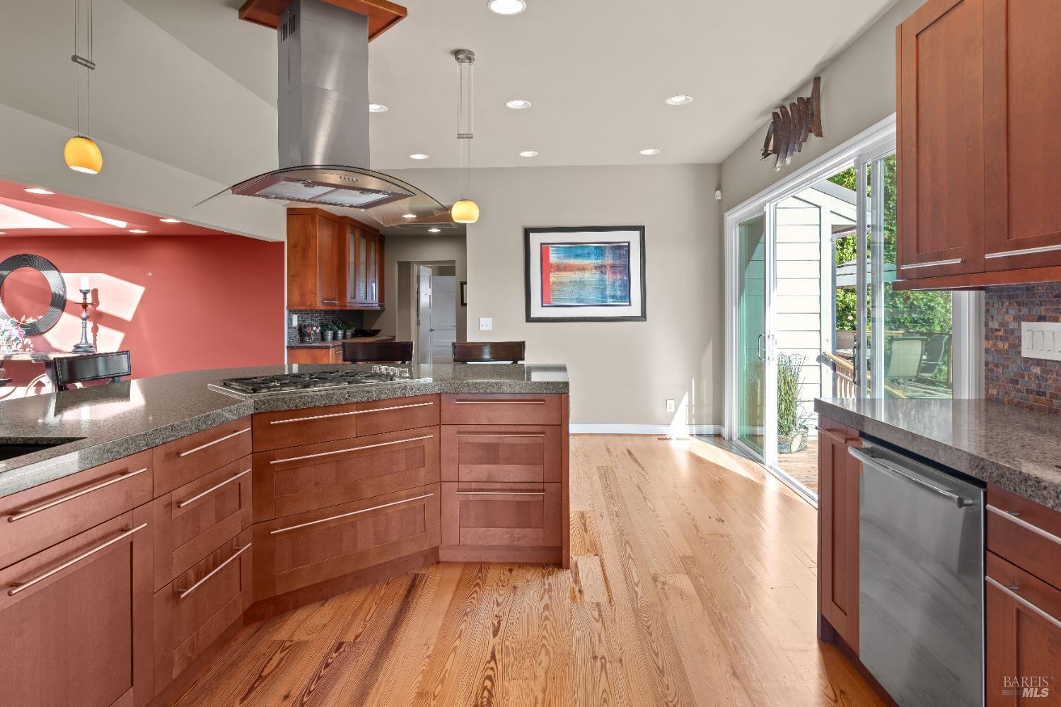Detail Gallery Image 9 of 49 For 521 Casa Del Noyo Unkn, Fort Bragg,  CA 95437 - 3 Beds | 3 Baths
