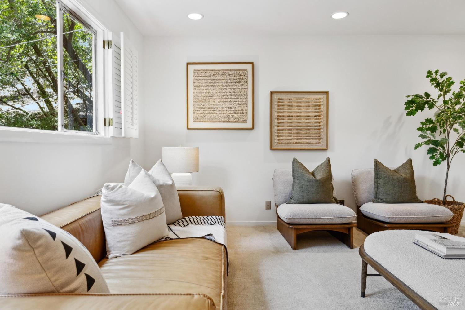 Detail Gallery Image 34 of 59 For 305 N Almenar Dr, Greenbrae,  CA 94904 - 4 Beds | 4 Baths